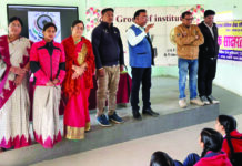 क्यों जरूरी है विधिक अधिकार जानना, एके गुरुकुल में प्राधिकरण ने कैंप कर दी जानकारी