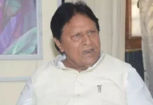 मनरेगा का नाम बदलने पर रामजीलाल सुमन का तंज, बोले- गांधी के नाम को मिटा सकते हैं, विचारों को नहीं