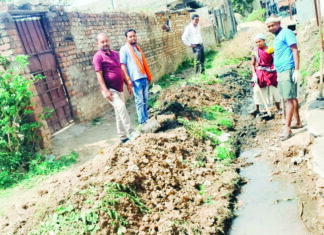 न्यू अमरैया पारा में ड्रेनेज व सडक़ निर्माण शुरू