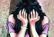 प्रताडि़त पत्नी गई बुआ के घर नाराज पति ने बेटी से किया दुष्कर्म