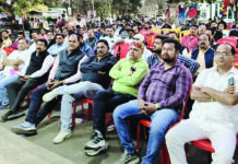 हड़ताल से पहले श्रम नियमों को लेकर तेवर दिखाए यूनियन ने