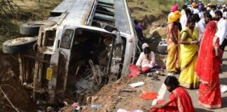 BREAK:दाम्पत्य जीवन की शुरुआत सड़क हादसे से,54 जोड़ों के घायल होने से मची रही अफरा-तफरी