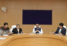 डीएम ने ली टीएल बैठक, विभागीय कार्यों की प्रगति की हुई विस्तृत समीक्षा