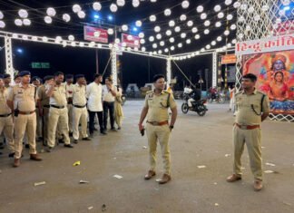 1 लाख से ज्यादा भीड़ उमड़ी नववर्ष की दो यात्रा में, रात 3 बजे पुलिस बल हुआ मुक्त