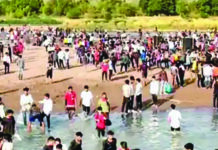 सैलानियों की आवक से रौनक बढ़ी पिकनिक स्पॉट में