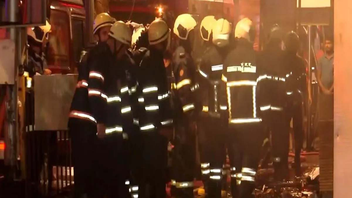 BATA-FIRE-ANI-1761523773803