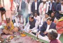 मुख्यमंत्री श्री विष्णु देव साय ने गौरा-गौरी की पूजा कर प्रदेशवासियों के खुशहाली की कामना की