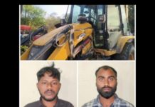 रेलवे प्रोजेक्ट में लूट की कहानी निकली अंदरूनी गबन की साजिश: जेसीबी ऑपरेटर समेत दो गिरफ्तार