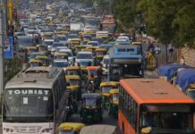 एआई समिट के चलते वीवीआईपी मूवमेंट से ट्रैफिक व्यवस्था प्रभावित, 12 से अधिक जगहों पर जाम, लोगों को हुई परेशानी