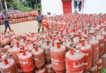 वैश्विक संकट के बीच नगर में रसोई गैस को लेकर ज्यादा मारामारी नहीं