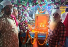 झूले लाल जयंती पर शोभायात्रा निकाली गई