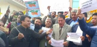 कश्मीरी नागरिक हैं, संदिग्ध नहीं, नेशनल कॉफ्रेंस विधायकों के नारों से गूंजा जम्मू विधानसभा परिसर