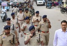 होली एवं रमज़ान ईद पर्व को शांतिपूर्ण संपन्न कराने कोरबा पुलिस का फ्लैग मार्च……