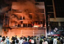 बांग्लादेश में दंगाइयों ने मीडिया दफ्तर फूंके, 27 साल में पहली बार नहीं छपा प्रोथोम आलो अखबार