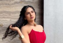 आकांक्षा चमोला ने अपने ग्लैमरस अवतार से इंटरनेट पर लगाई आग