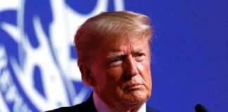 ईरान पर हमला करने की योजना बना रहा अमेरिका ट्रंप ने प्रदर्शनकारियों से कहा- यूएस मदद के लिए तैयार