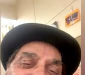 धर्मेंद्र के डिस्चार्ज होने के बाद घर के बाहर फैंस का हुजूम, रोते हुए आए नजर