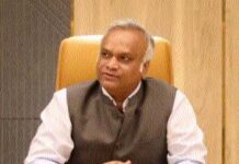 गवर्नर के फैसले पर प्रियंक खरगे ने कहा- स्पष्टीकरण देंगे