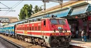 होली का तोहफा: प्रयागराज के रास्ते दक्षिण भारत, गुजरात और बिहार के लिए चलेंगी स्पेशल ट्रेनें, नोट कर लें शेड्यूल