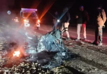 डिंडौरी-अमरकंटक मार्ग पर भीषण हादसा, पिकअप वाहन और बाइक में जोरदार भिड़ंत, दो युवकों की मौत