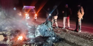 डिंडौरी-अमरकंटक मार्ग पर भीषण हादसा, पिकअप वाहन और बाइक में जोरदार भिड़ंत, दो युवकों की मौत