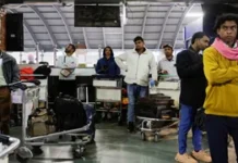 अंतरराष्ट्रीय विमान सेवाएं बुरी तरह बाधित, अबू धाबी और दुबई इंटरनेशनल एयरपोर्ट बंद; भारतीयों समेत फंसे हजारों यात्री