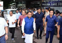 ओडिशा के अस्पताल में लगी भीषण आग, ICU और ट्रॉमा केयर में 10 से ज्यादा मरीजों की जलकर मौत, मचा हड़कंप