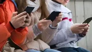 social-media-ban-1771289280322_m